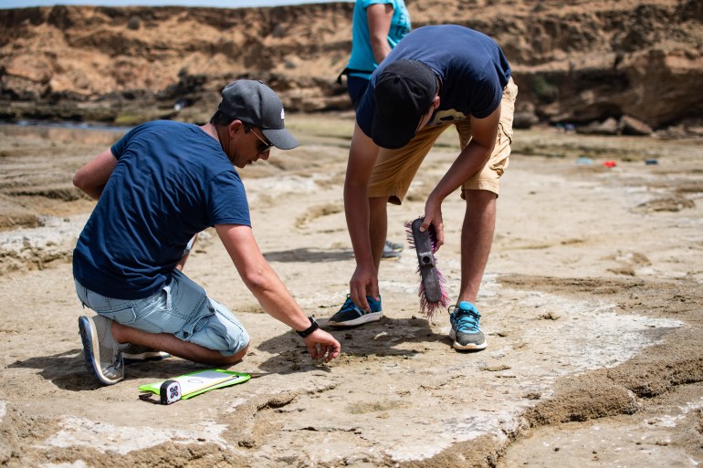 اكتشاف آثار أقدام الانسان العاقل بالمغرب 